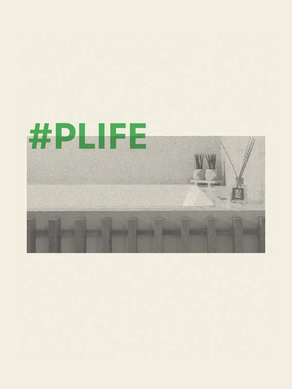 Grafica social con hashtag PLIFE su fotografia a retino